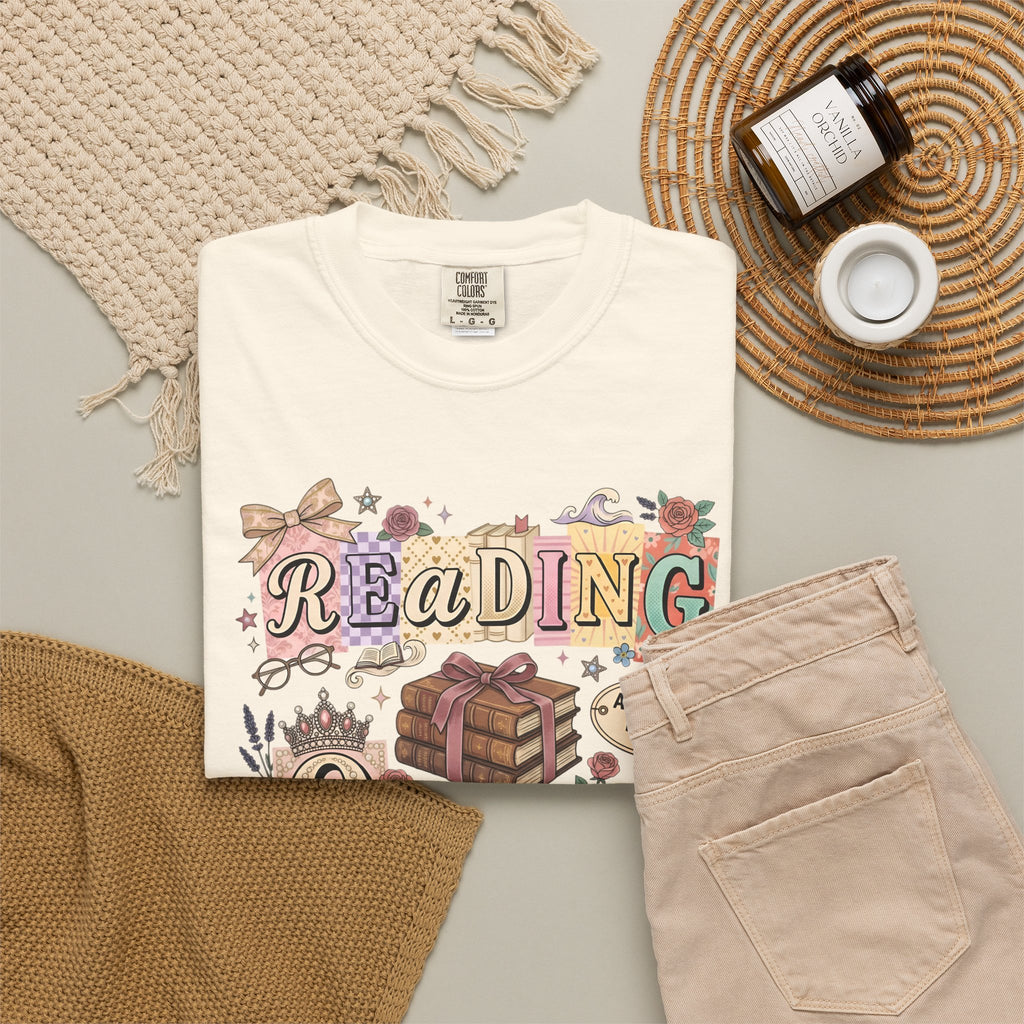 Reading Queen T-Shirt — Vintage Book Lover Tee