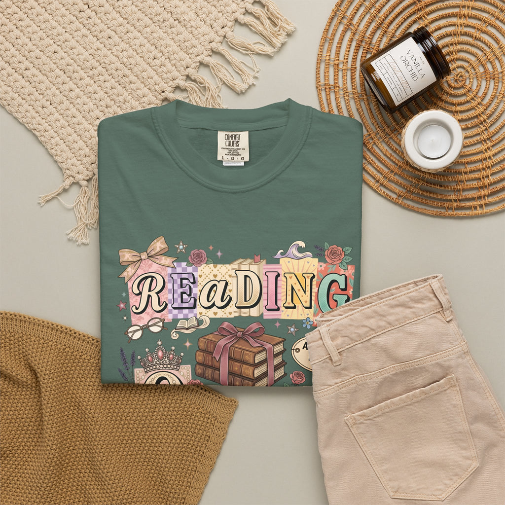 Reading Queen T-Shirt — Vintage Book Lover Tee