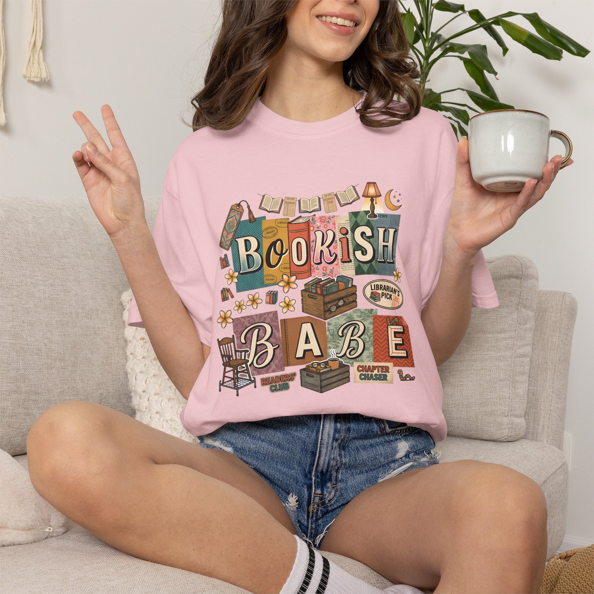 Bookish Babe T-Shirt — Cute Vintage Reading Graphic Tee for Book Lovers