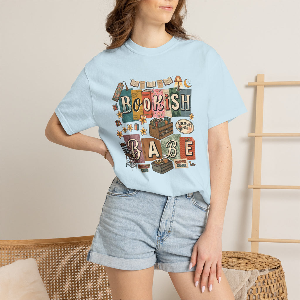 Bookish Babe T-Shirt — Cute Vintage Reading Graphic Tee for Book Lovers