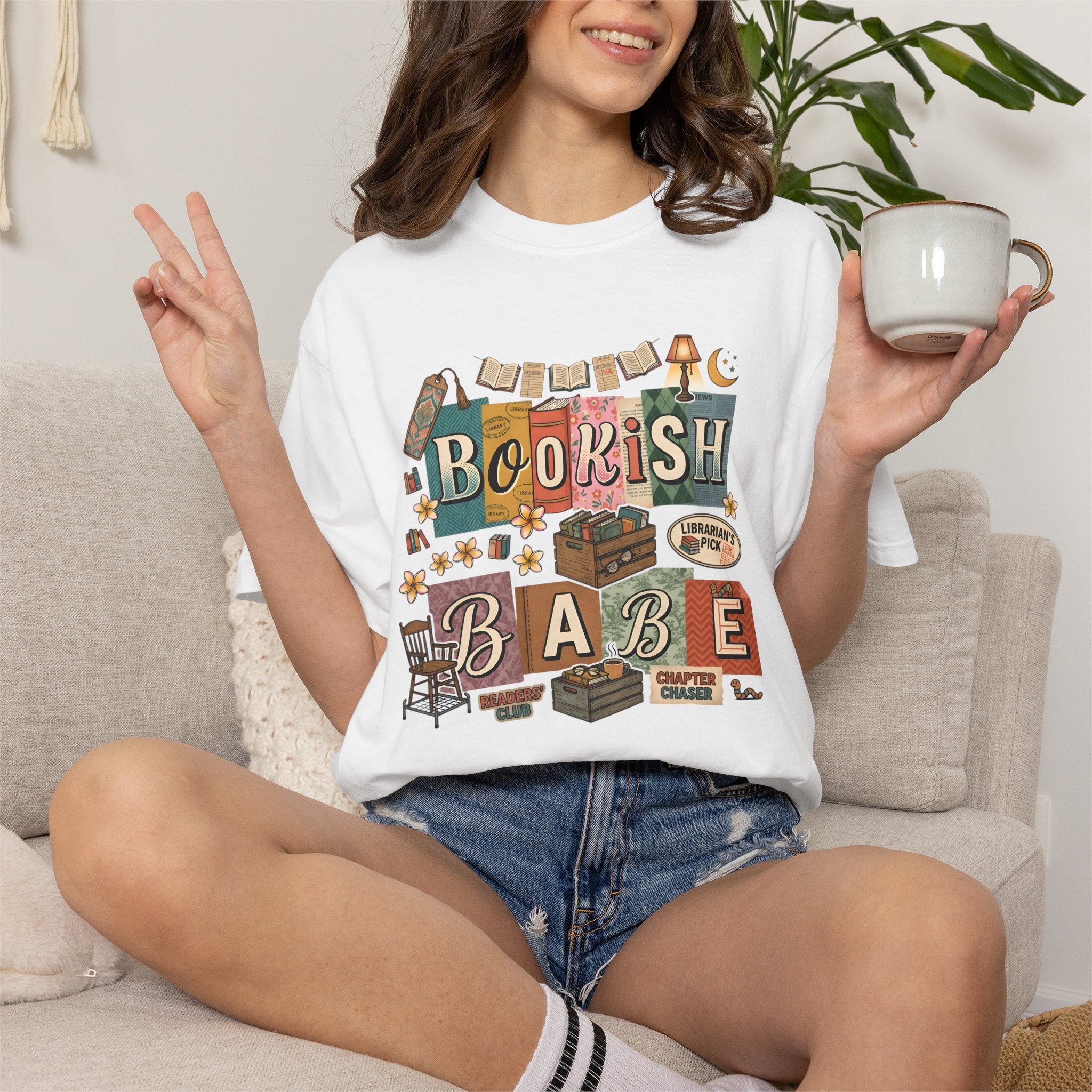 Bookish Babe T-Shirt — Cute Vintage Reading Graphic Tee for Book Lovers