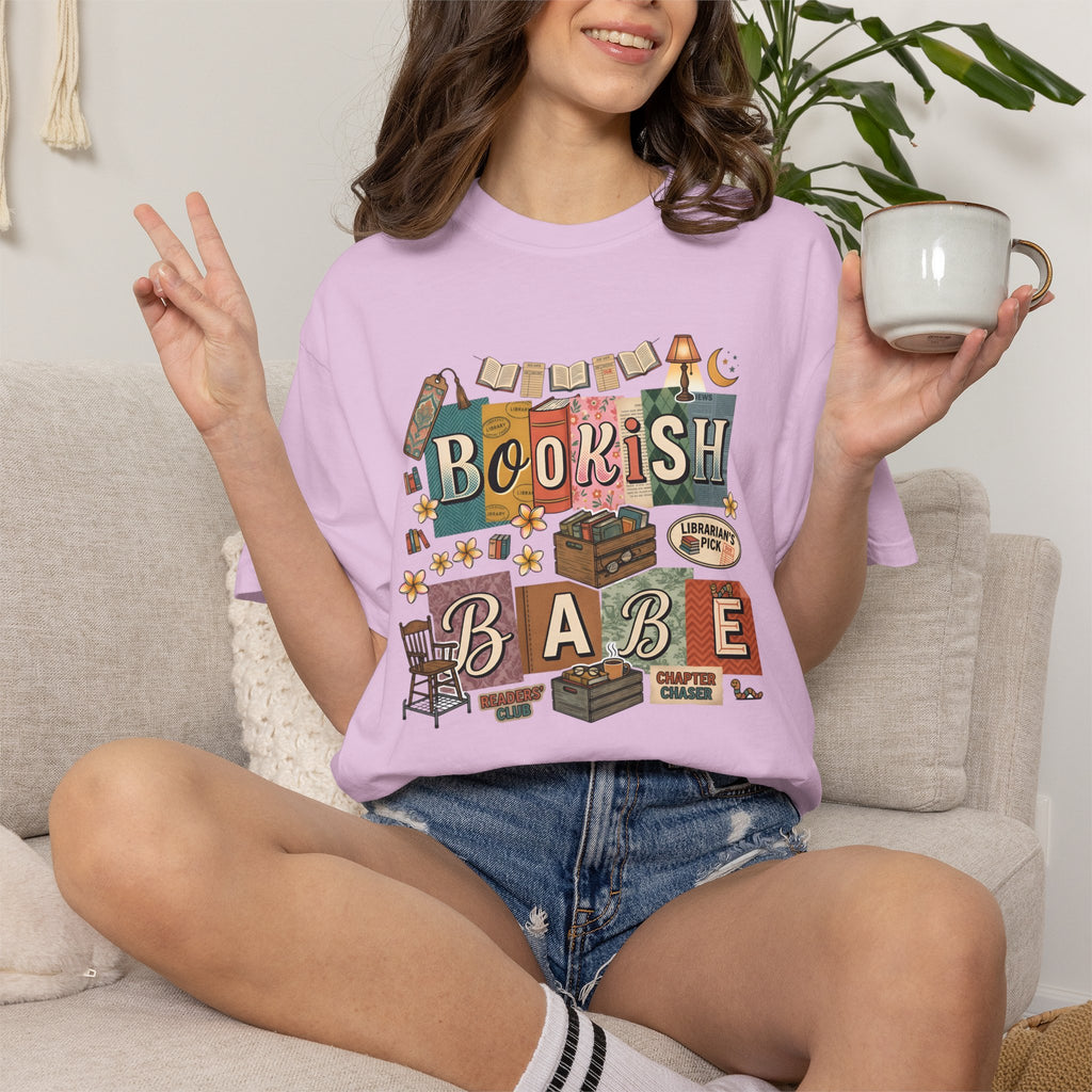 Bookish Babe T-Shirt — Cute Vintage Reading Graphic Tee for Book Lovers
