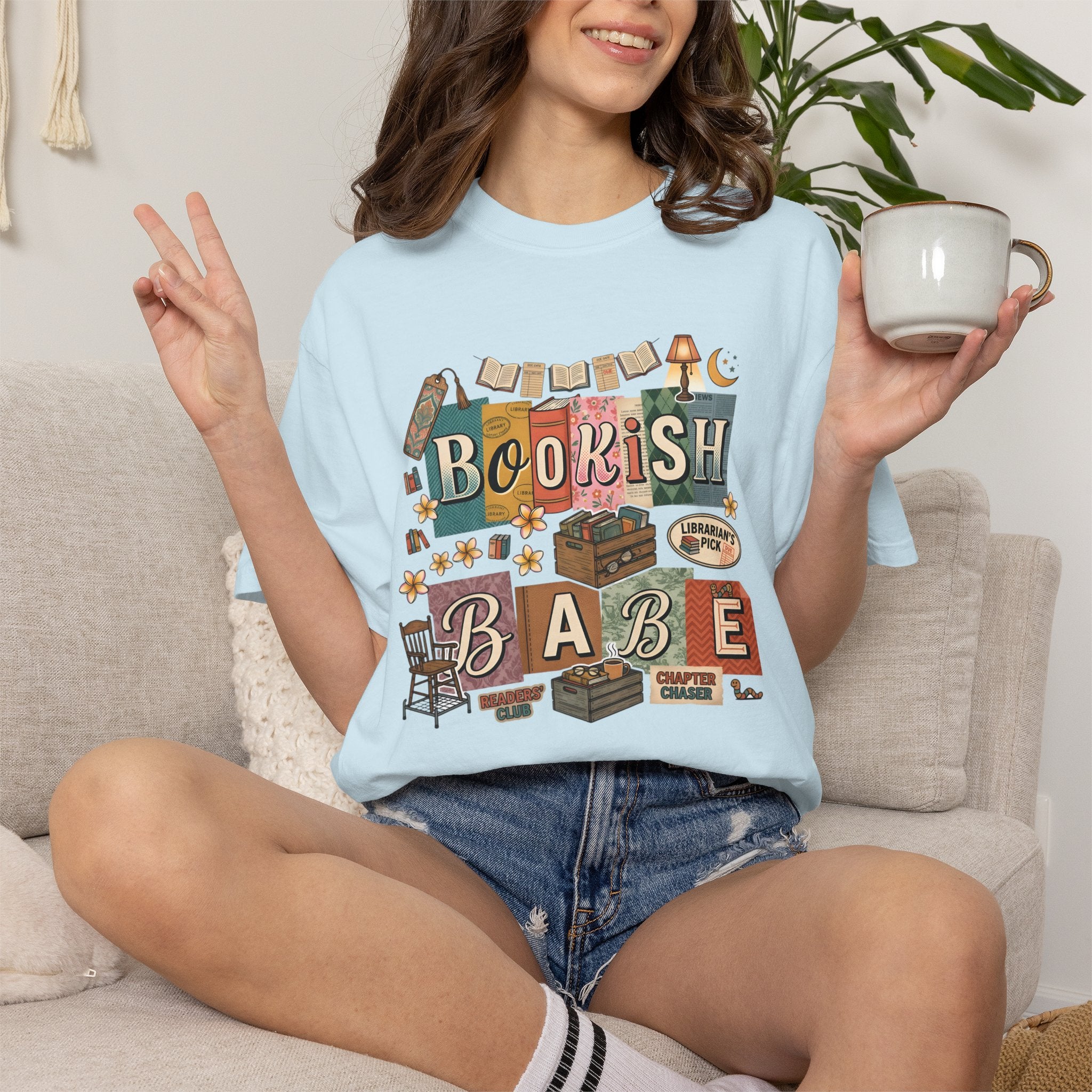 Bookish Babe T-Shirt — Cute Vintage Reading Graphic Tee for Book Lovers